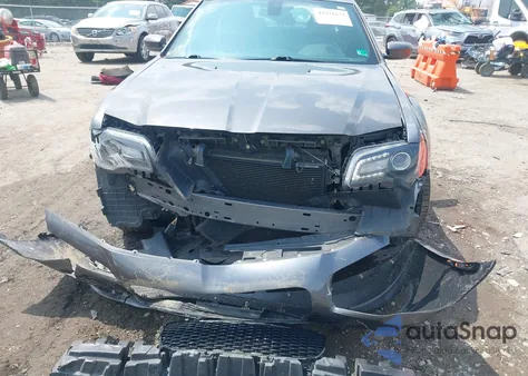 2017 Chrysler 300 300S Awd z USA, uszkodzony, nr VIN 2C3CCAGG4HH518945